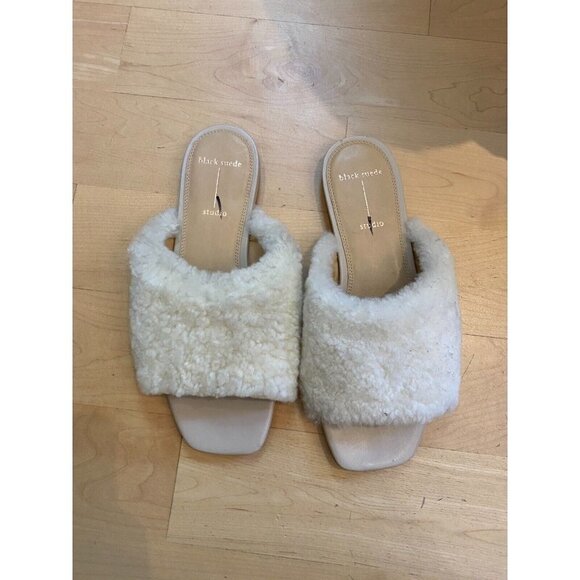 BLACK suede Studio "Adele" white shearling slide Sandal BNWT women  NEW - Picture 2 of 4